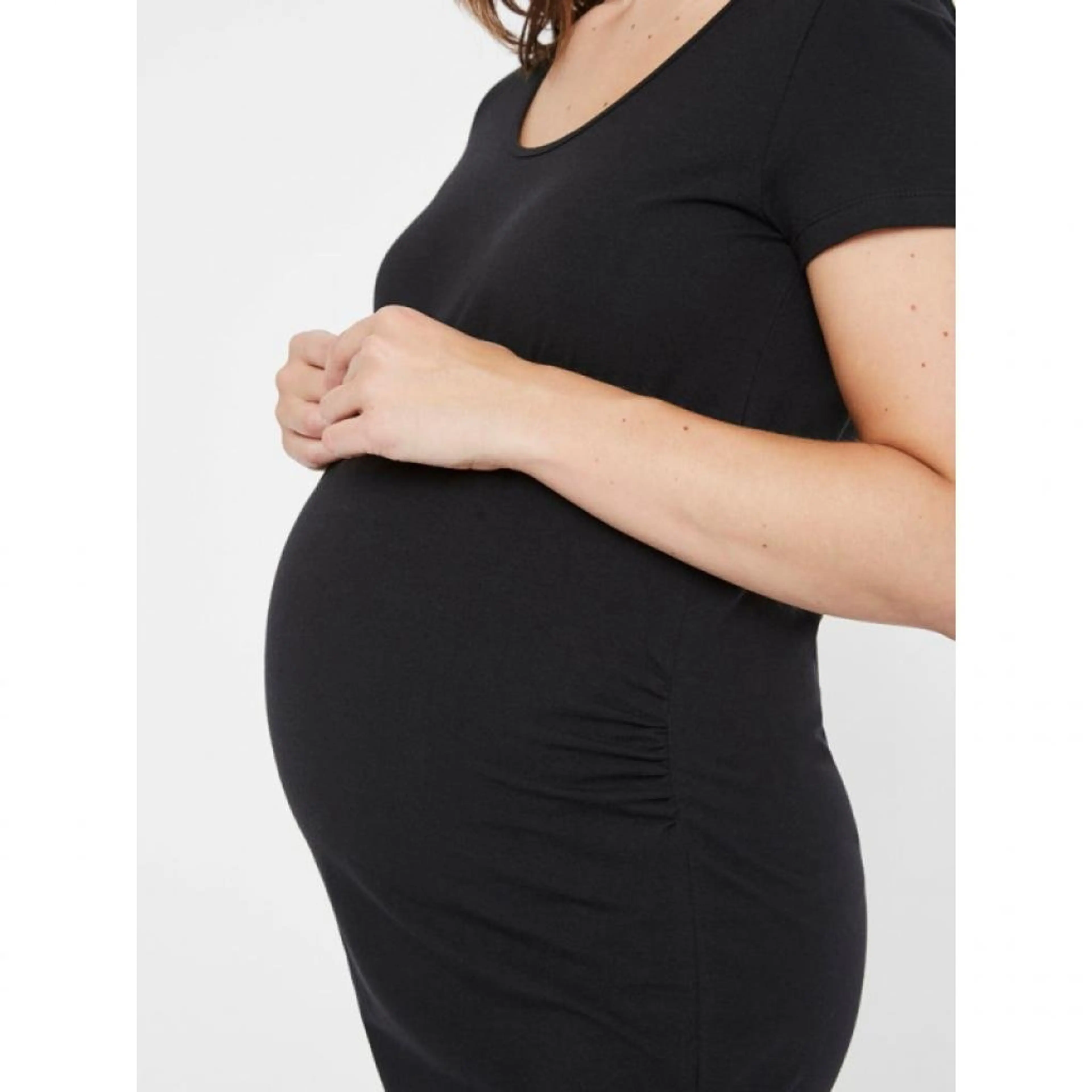 Права рокля за бременни черна